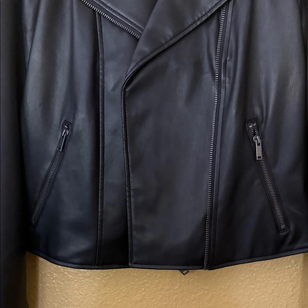 Gap Jacket - Picture 6 of 6